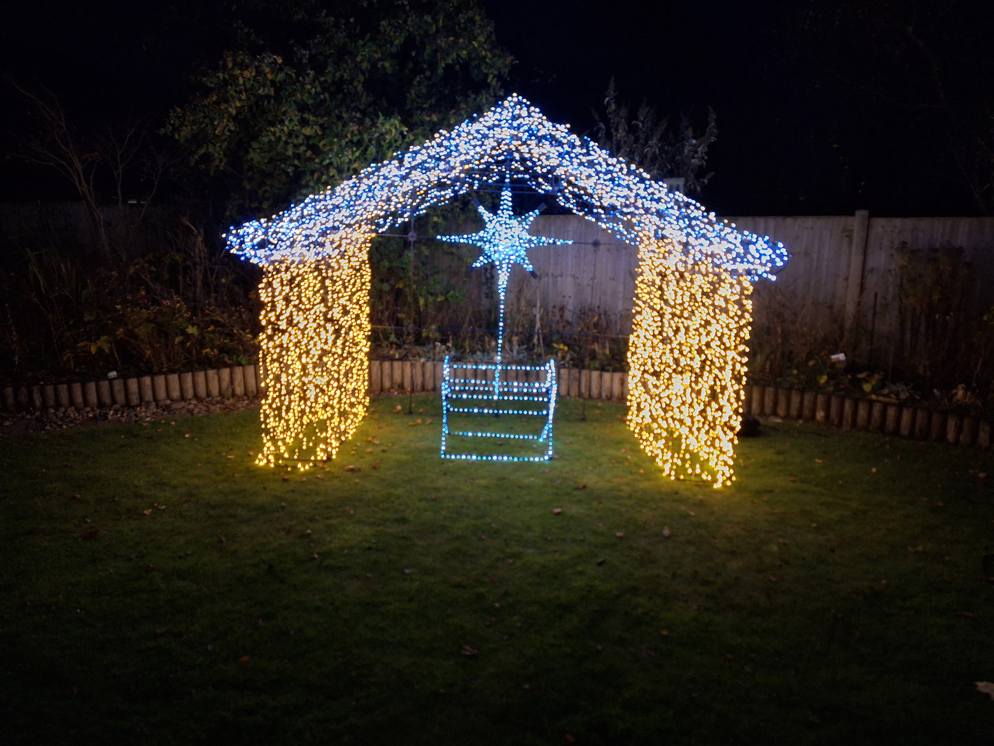 Stable Individual Kit With Lights
