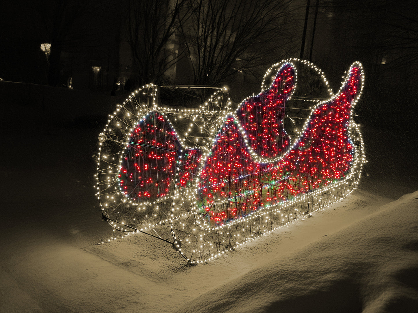 Santa's Sleigh Individual Kit With Lights Warm White Version